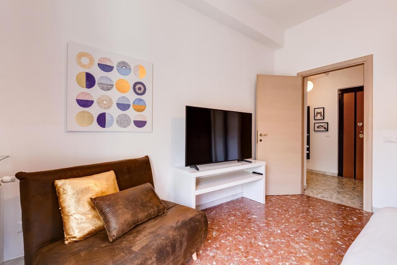 Bdc - Trastevere Apartment Rome Bagian luar foto
